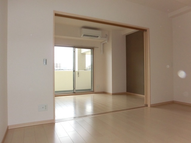 Living and room. LDK → Western-style