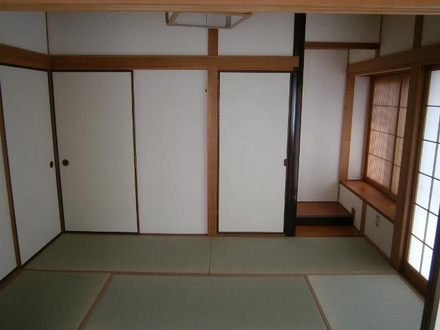 Other introspection. 1F Japanese-style room Tatami straw ・ Sliding door ・ Exchange Shoji Zhang