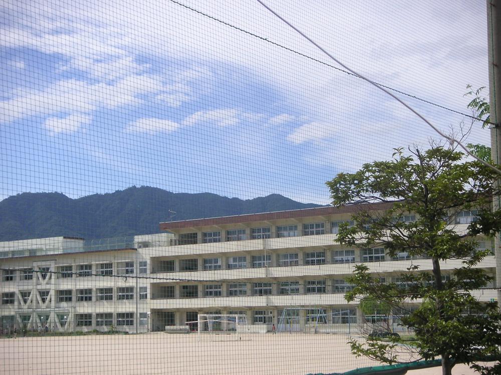 Primary school. 484m to Hiroshima Municipal Itsukaichi Minami Elementary School