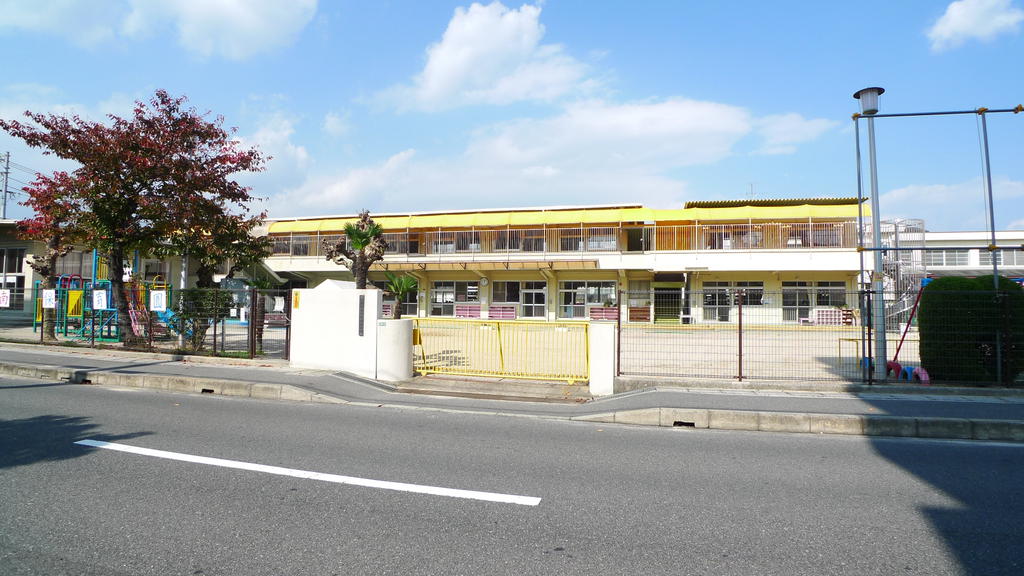 kindergarten ・ Nursery. Itsukaichi south nursery school (kindergarten ・ 561m to the nursery)
