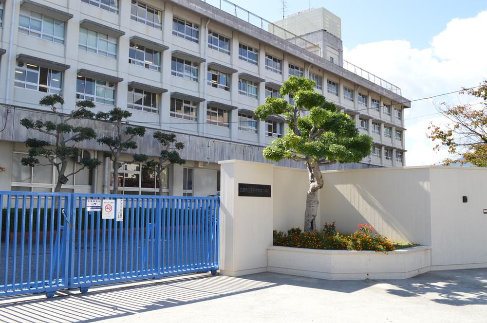 Primary school. 831m to Hiroshima Municipal Itsukaichi Central Elementary School