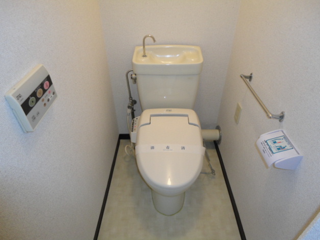 Toilet. Toilet is equipped with Washlet.