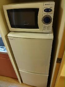 Kitchen. refrigerator ・ microwave