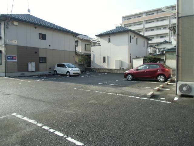 Parking lot