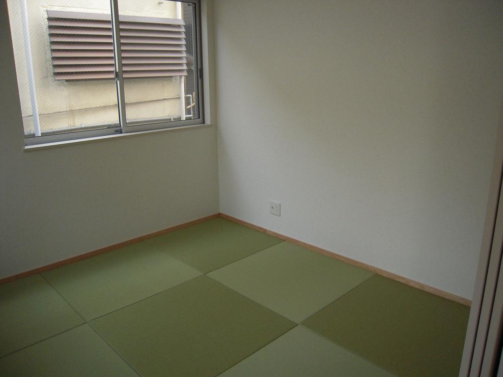 Other introspection. Japanese-style room is also one room