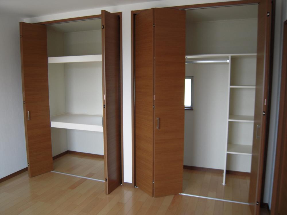 Receipt. Large closet