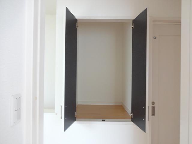 Receipt. The second floor of a small storage! ! I am happy