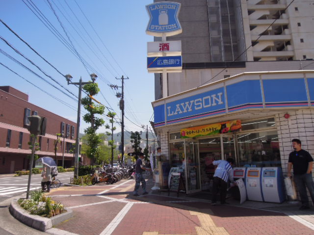 Convenience store. 801m until Lawson Wu central store (convenience store)