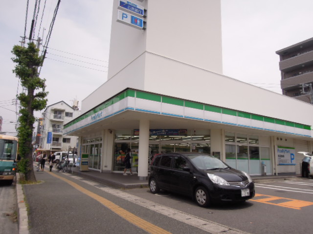 Convenience store. FamilyMart Hirokoshingai store up (convenience store) 1376m
