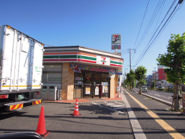 Convenience store. Seven-Eleven Kure Daishin open 423m up (convenience store)
