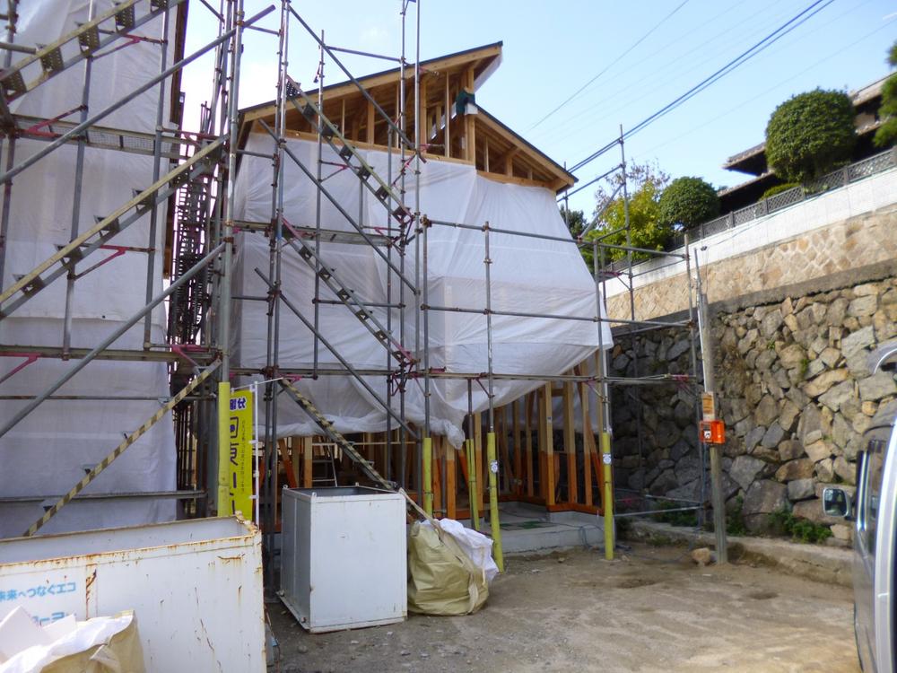 Local appearance photo. (November 2013) Shooting