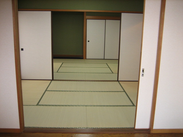 Other room space. Two between the continuance of the Japanese-style feeling of freedom plenty!