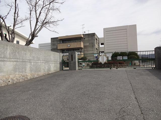Primary school. 2249m to Kure Municipal Showakita Elementary School