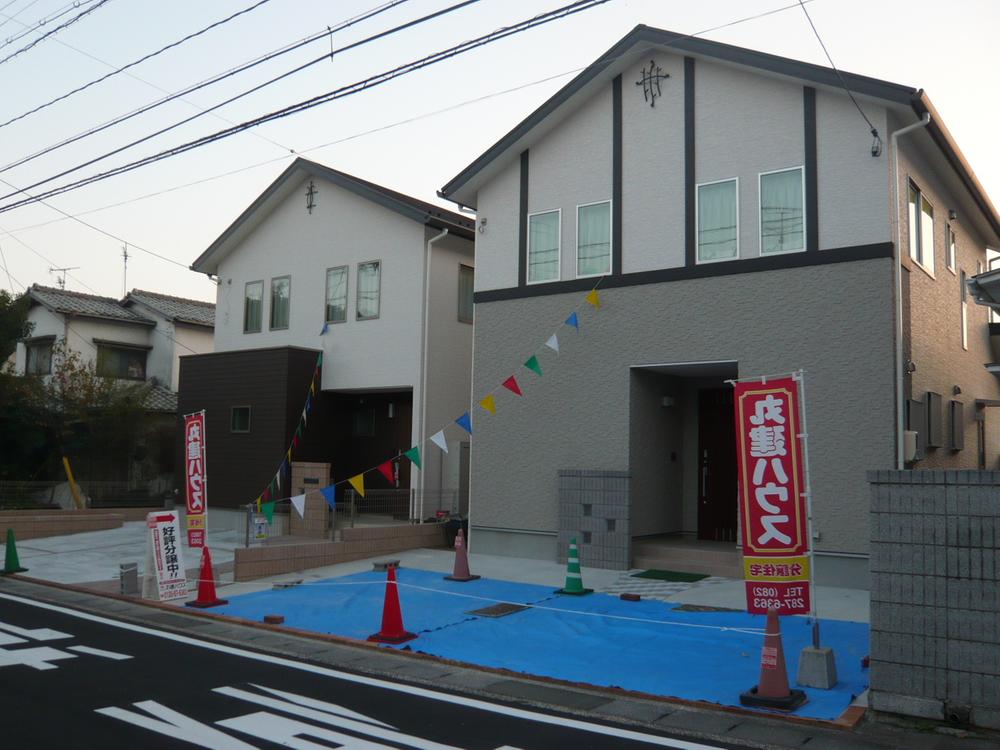 Local photos, including front road