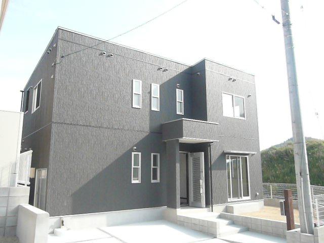 Local appearance photo. Since the black appearance has become fashionable appearance blow eye-catching, Insert a bright light