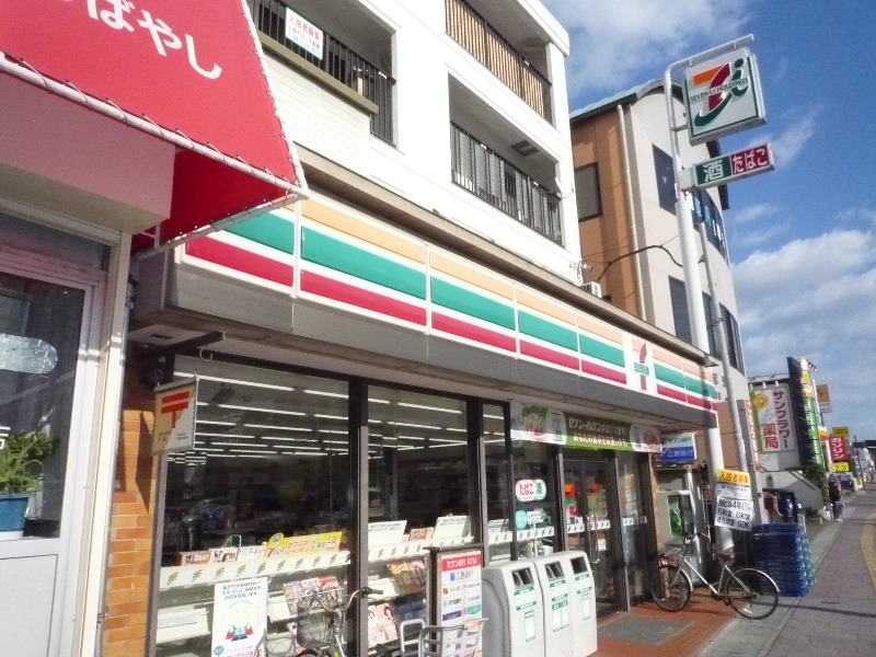 Convenience store. Seven-Eleven KureshiHiro Branch before store up (convenience store) 406m