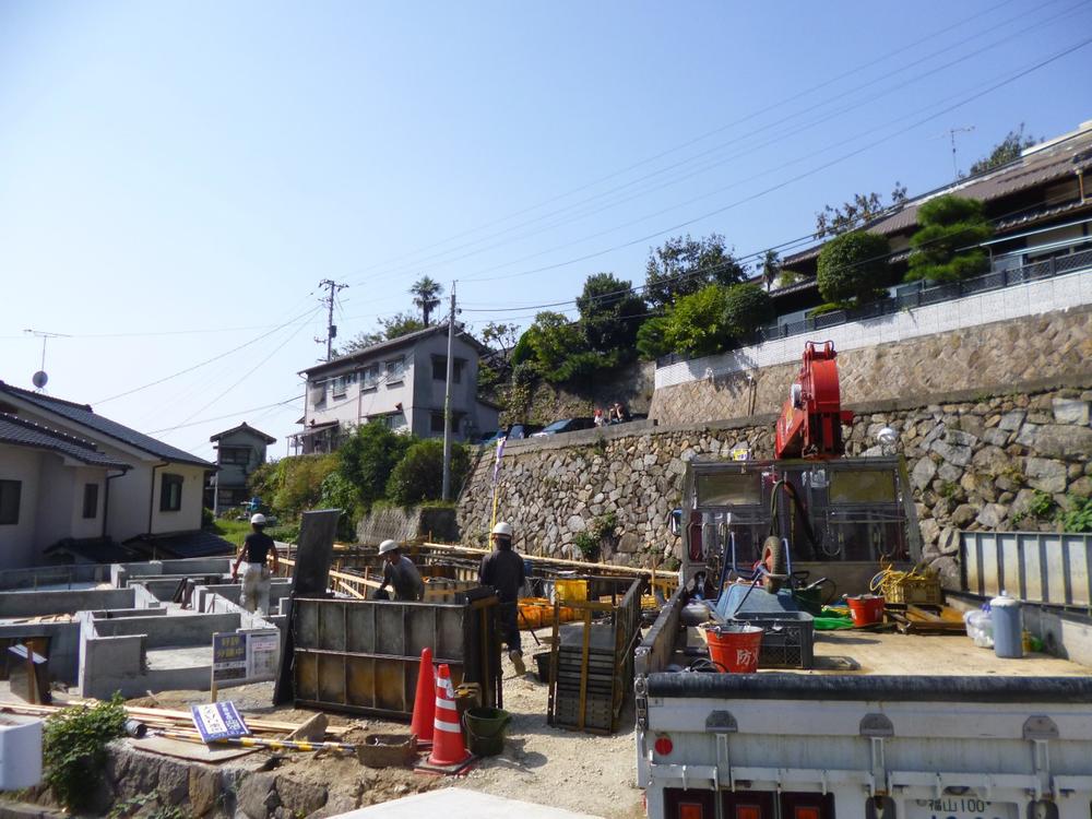 Local appearance photo. Local (10 May 2013) Shooting