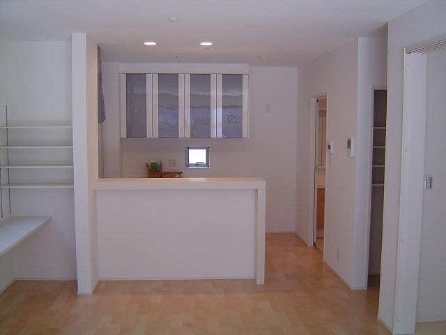 Other introspection. Simple kitchen that has been unified with white! 