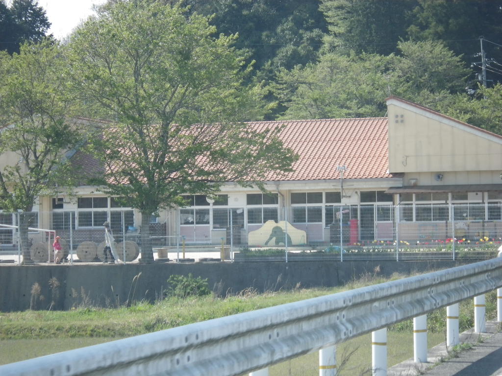 kindergarten ・ Nursery. Nanatsuka nursery school (kindergarten ・ 582m to the nursery)