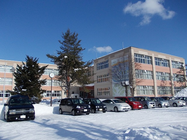 Primary school. 550m to Asahikawa Tatsuhigashi Article 5 elementary school (elementary school)