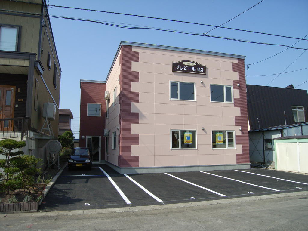 Building appearance. It is a property located in the 2-story they are in good east light to access ☆ 