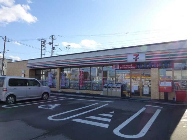 Convenience store. 650m to a convenience store Ito-Yokado 650m walk 12 minutes