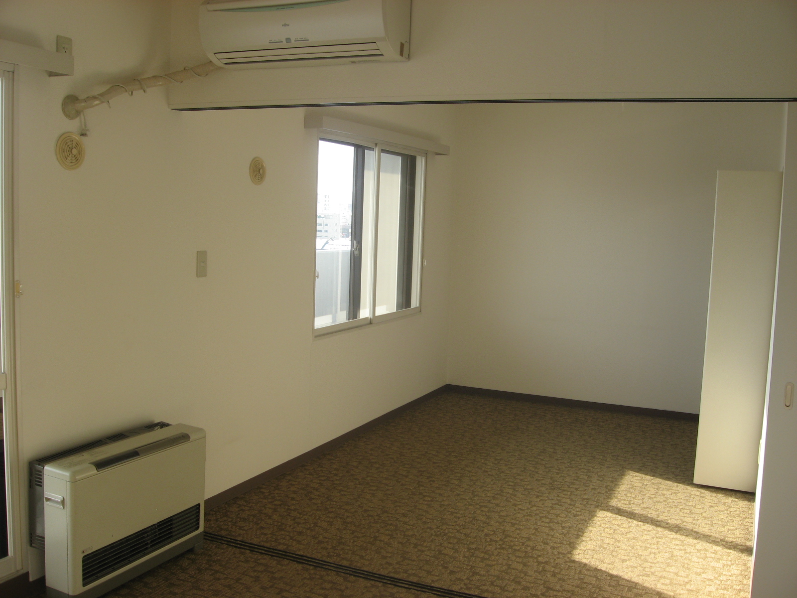 Living and room