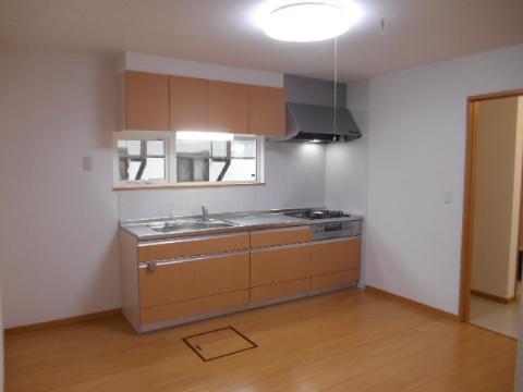 Kitchen.  ☆ Natural is the color of the system Kitchen ☆ 