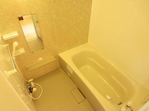 Bathroom. You can leisurely bathing in 1 pyeong unit bus