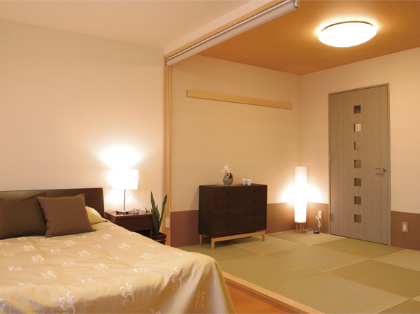 Living.  [living] It becomes also the accent of the roomese-style room of modern atmosphere (Model Room P type)