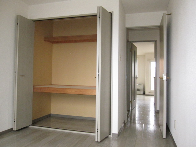 Other room space