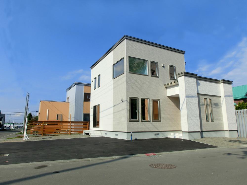 Local appearance photo