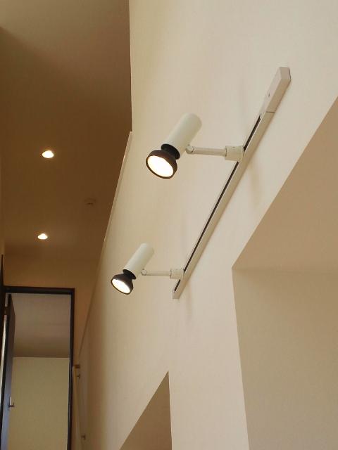 Living. Indoor (April 2013) Shooting Energy-saving LED lighting