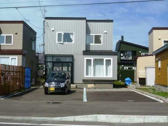 Local appearance photo. front