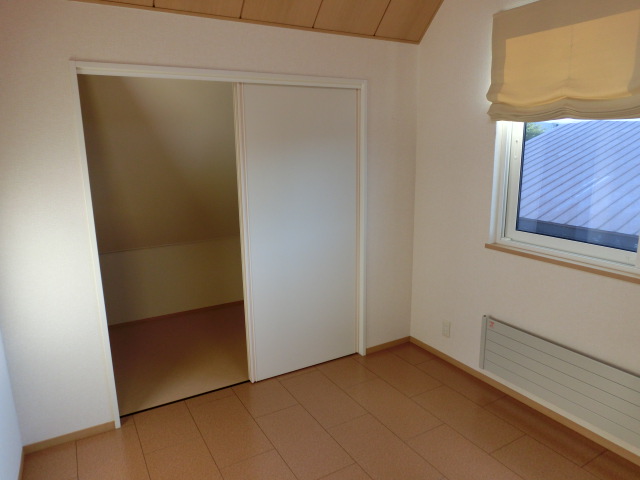 Other room space