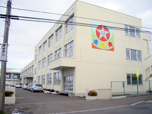 Primary school. 396m to Hakodate Municipal Nakanosawa elementary school (elementary school)