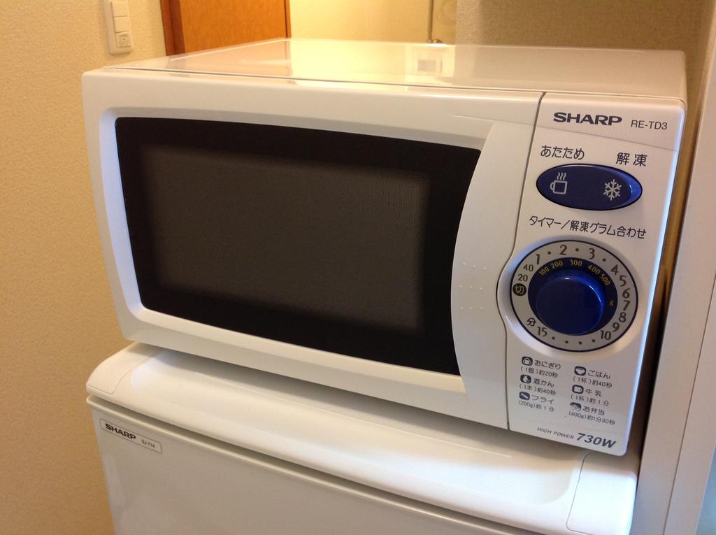Other. Easy-to-use microwave oven !!