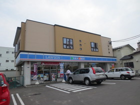 Convenience store. 350m until Lawson Hakodate Kashiwagi-cho (convenience store)