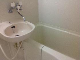 Bath. With popular bathroom ventilation dryer to women !!