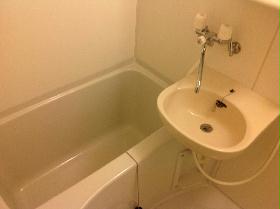 Bath. With popular bathroom ventilation dryer to women !!
