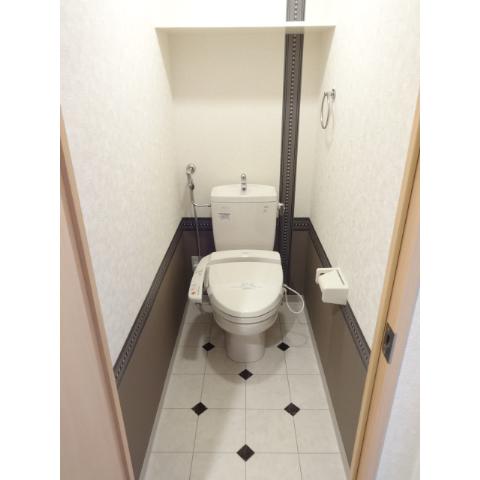 Toilet