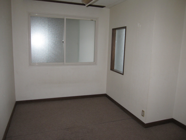 Other room space