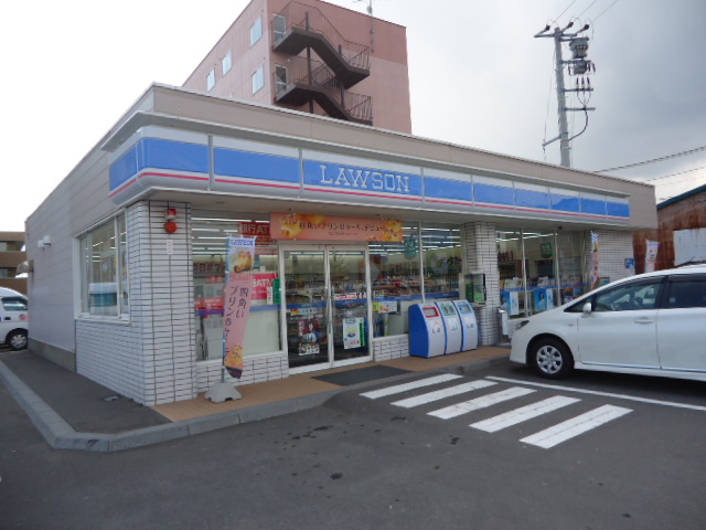 Convenience store. Lawson Kamiiso Nanaehama 1-chome to (convenience store) 91m