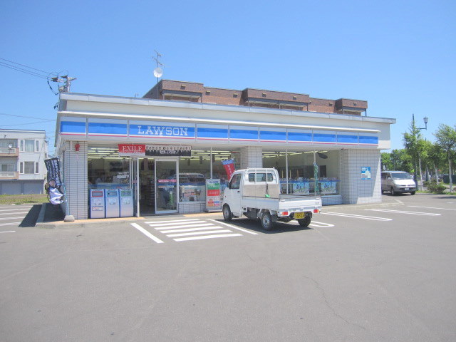 Convenience store. Lawson Tobetsu Station store up to (convenience store) 755m