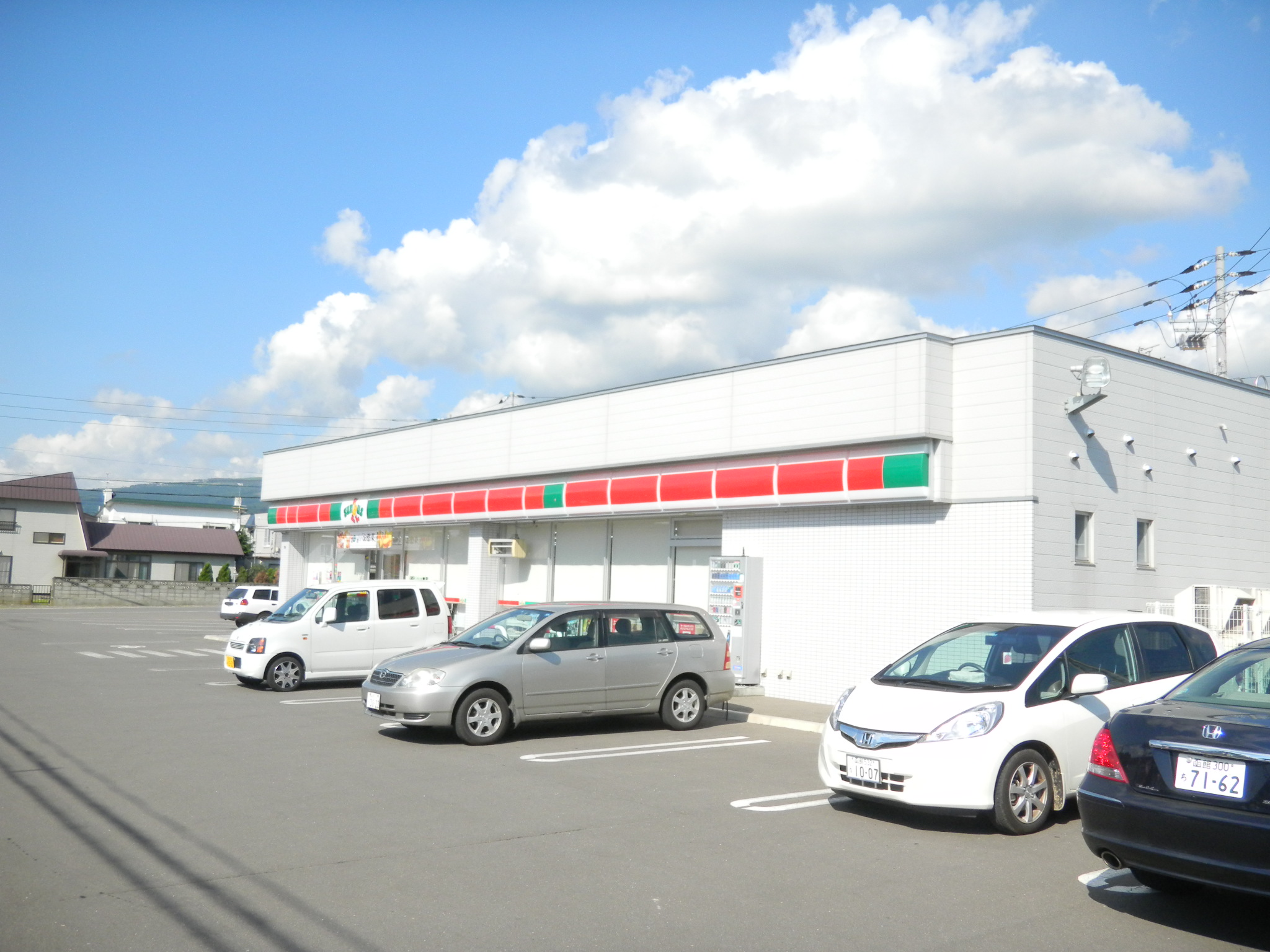 Convenience store. Thanks Nanae Okawa store up (convenience store) 795m