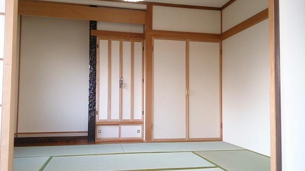 Non-living room. This is good smell in the tatami mat replacement