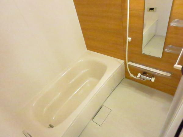 Bathroom. Panasonic made 1 pyeong unit was bus new goods exchange. Please heal the fatigue of the day with a new bath