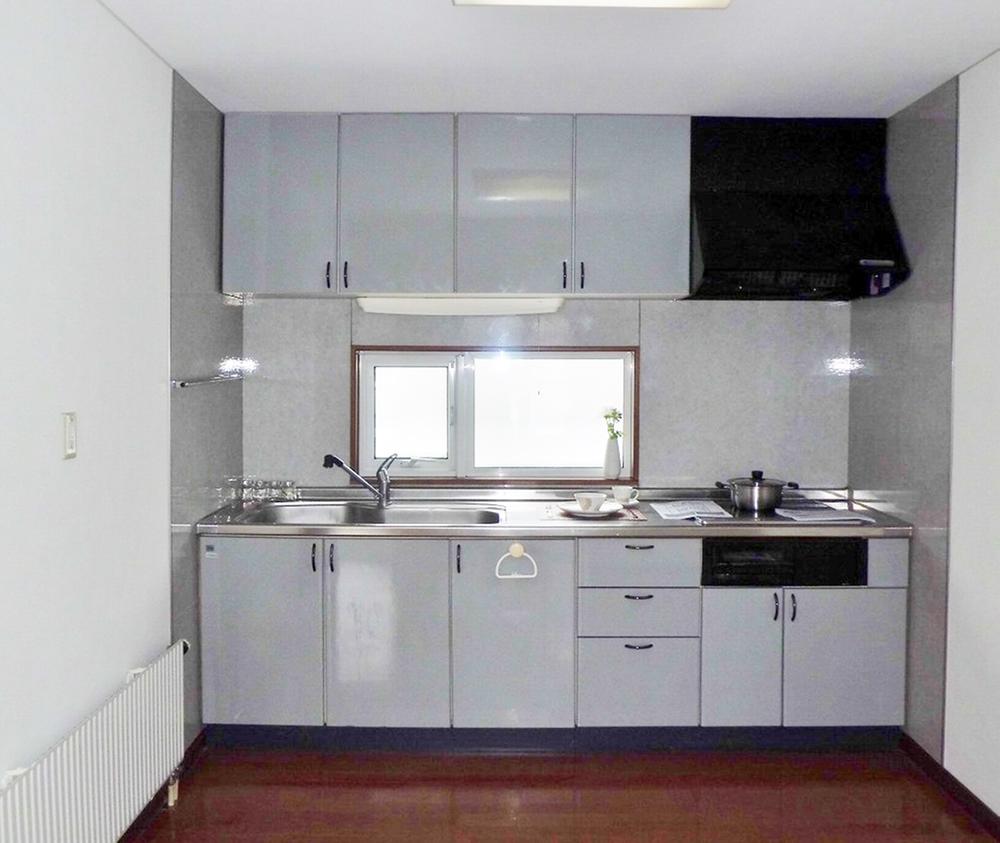 Kitchen. 1F