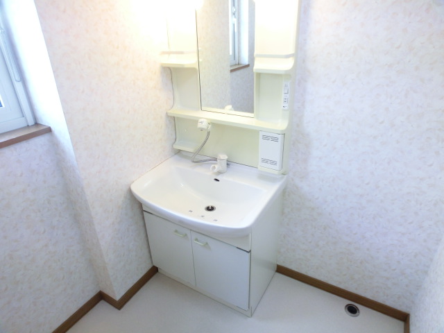 Washroom. Photo is the same specification