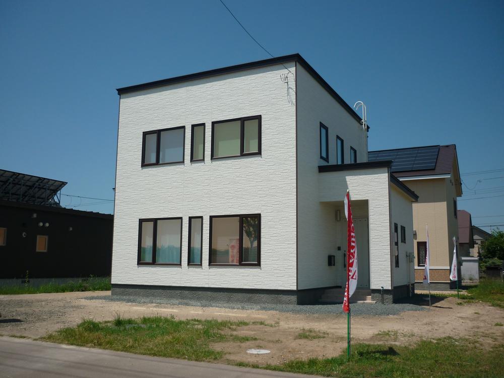 Local appearance photo